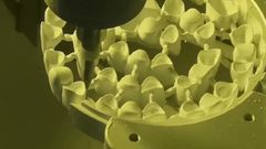 दंत चिकित्सा प्रयोगशाला और दंत चिकित्सा क्लिनिक के लिए Yucera 5X दंत मिलिंग मशीन और जिरकोनिया ब्लॉक गर्म बिक्री