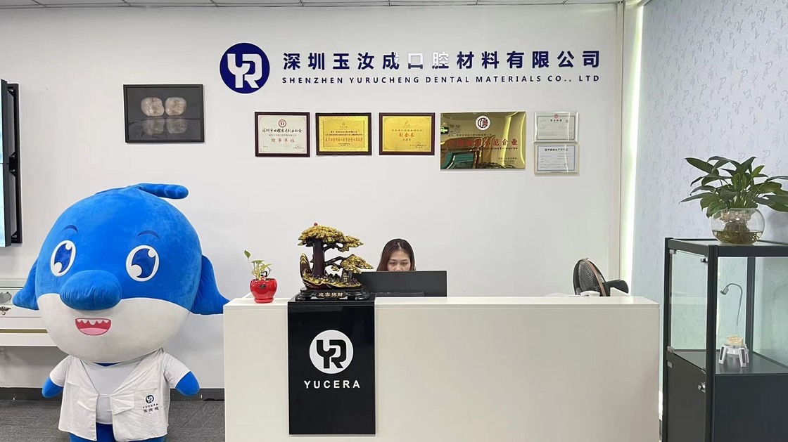 डेंटल कैड कैम उपकरण यूसेरा YRC-V5 वैक्यूम क्लीनर मिलिंग मशीन की सफाई के लिए