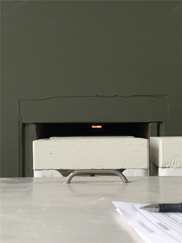 युकरा एचटी व्हाइट 4डी मल्टीलेयर ज़िरकोनिया ब्लॉक्स - बेहतर ताकत के लिए अगली पीढ़ी की तकनीक